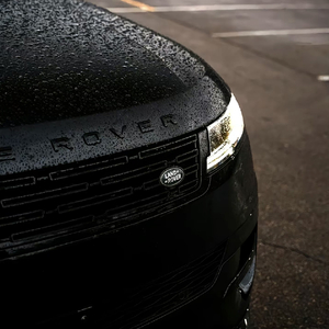 欧洲男青年撒尿自慰Gay
